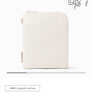 Dagne Dover Skye Essentials Pouch